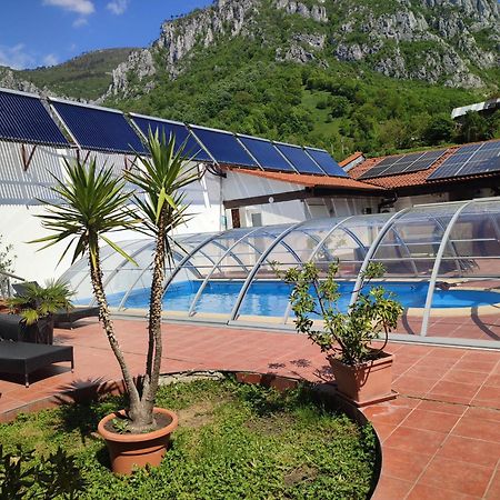 Pensiunea La Dolce Vita Baile Herculane Luaran gambar