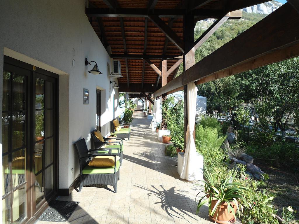 Pensiunea La Dolce Vita Baile Herculane Luaran gambar