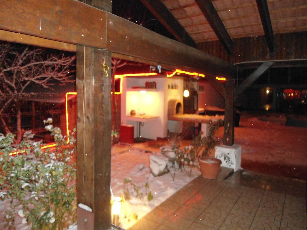 Pensiunea La Dolce Vita Baile Herculane Luaran gambar